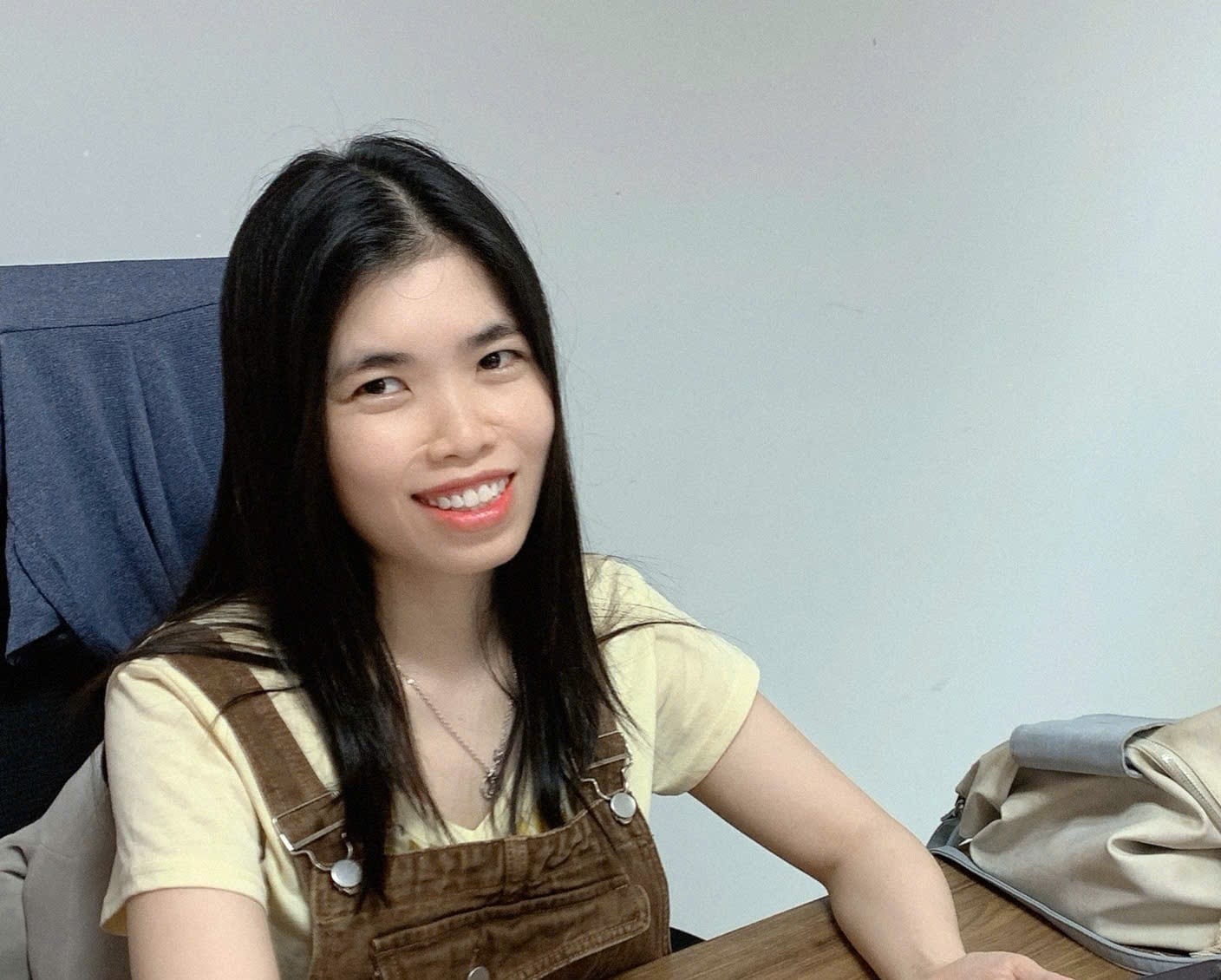 ゴック　ヴォー　（NGOC　VO）